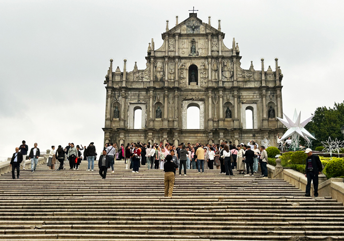 我在澳门的时空缝隙里，偷得了一场充满市井的喧嚣