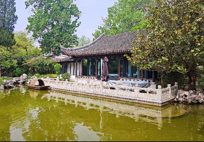 隐匿闹市姑苏韵，友谊宾馆藏苏园